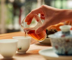 Những người uống trà lâu năm hay những người uống nước đun sôi thì cơ thể khỏe mạnh hơn? Bạn sẽ hiểu sau khi đọc bài viết này