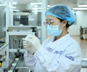 Trung Quốc tự tin khống chế được biến thể Omicron nhờ tiến bộ về vaccine