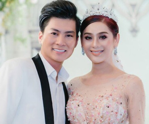 Lâm Khánh Chi livestream tuyên bố từ nay làm 'mẹ đơn thân', xác nhận ly hôn với chồng trẻ kém 8 tuổi