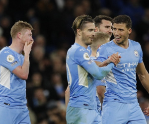 Man City độc chiếm ngôi đầu với cơn mưa bàn thắng vào lưới Leeds