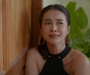 Sát ngày cưới, anh rể bất ngờ mang đơn ly hôn kèm theo túi tiền 2 tỷ đến đền bù tuổi xuân cho chị gái tôi