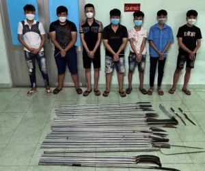 Choáng với nguyên nhân nhóm côn đồ xông vào quán cà phê đập phá, chém loạn xạ