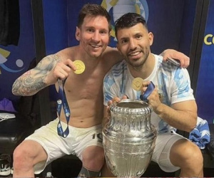Messi phá vỡ im lặng khi bạn thân Aguero phải giải nghệ vì bệnh tim