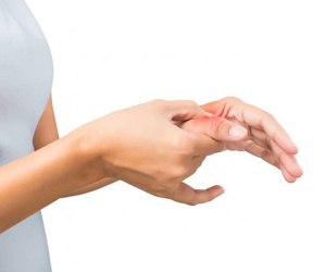 Mùa lạnh nếu thấy '2 tê, 3 đau, 4 không rõ' thì đi viện ngay: Đừng đùa với tính mạng của mình