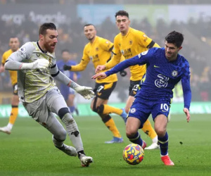 Hòa trận thứ 2 liên tiếp, Chelsea bị Man City bỏ xa 6 điểm