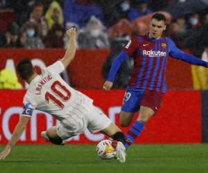 Thi đấu hơn người, Barca vẫn bị Sevilla cầm chân