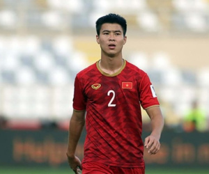 Hậu vệ Đỗ Duy Mạnh: Mang kinh nghiệm từ 'biển lớn' World Cup về AFF Cup