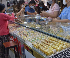 Giá vàng hôm nay 23-12: Bật tăng sau nhiều phiên giảm