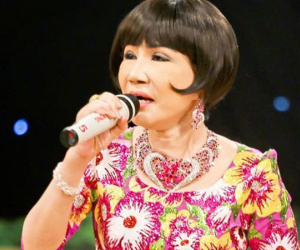 Nghệ sĩ cải lương Thanh Kim Huệ đã qua đời ở tuổi 66 sau thời gian chống chọi bạo bệnh