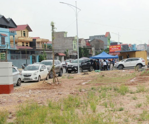 Thổi giá tạo cơn sốt, đất đai quay cuồng sau cú phá đỉnh