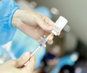 Phát hiện người đàn ông tiêm 8 mũi vaccine ngừa Covid-19