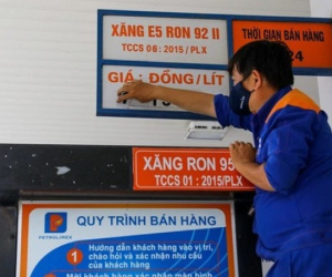 Xăng dầu đồng loạt tăng giá trở lại