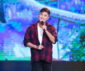 'Ông hoàng Mưa Bụi' Chế Thanh tiết lộ điều khó tin trong hôn nhân: Vợ do bố mẹ chọn, có quy tắc ngầm để gia đình hạnh phúc