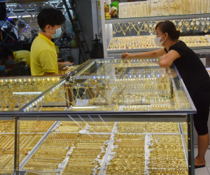 Giá vàng hôm nay 26-12: Vàng SJC cao hơn trang sức gần 9 triệu đồng/lượng