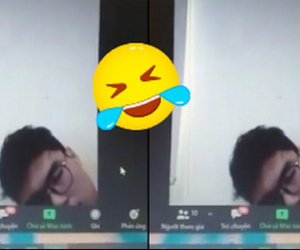 Nam sinh ngủ quên trong giờ thi Tiếng Anh online, biết lý do ai nấy cũng bất ngờ