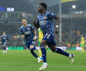 Đại thắng 5-0, Arsenal xây chắc vị trí thứ 4 ở Ngoại hạng Anh