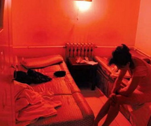 Lừa bán các thiếu nữ sang Campuchia làm gái massage, bán dâm