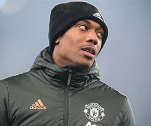MU chặn đường Martial tới Sevilla