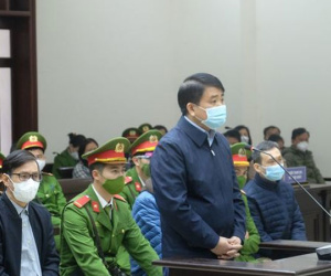 Niêm phong vật chứng mới, phiên tòa xử ông Nguyễn Đức Chung đột ngột tạm dừng