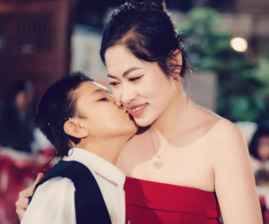 Chị gái Đặng Thu Thảo kể thói trăng hoa của chồng cũ, còn bị nhà chồng lấy hết vàng cưới