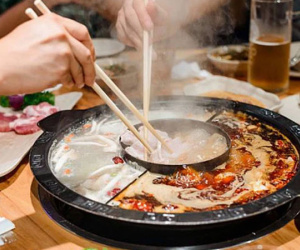 Đây là thói quen ăn uống nguy hiểm của nhiều người Việt trong mùa lạnh, nếu không thay đổi đường dẫn đến ung thư rất gần