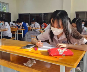 TP.HCM chốt thời gian cho học sinh THCS & THPT đi học trở lại