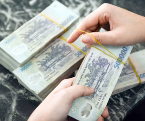 Bình Dương thưởng Tết cao nhất 300 triệu đồng, Quảng Ninh 235 triệu đồng