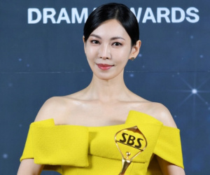SBS Drama Awards 2021: Kim So Yeon đánh bại Song Hye Kyo, Kim Yoo Jung đại thắng trước Kim Da Mi