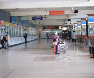 Nhà xe lo 'mất Tết' vì khách mua vé thưa vắng