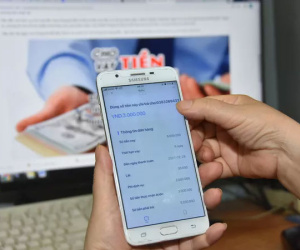 Khốn khổ vì vay tiền online từ app