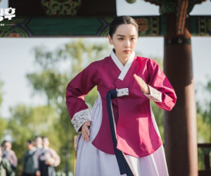 13 phim Hàn hài hước nhất năm 2021: 'Our Beloved Summer' vui nhộn, 'Vincenzo' như rạp xiếc trá hình