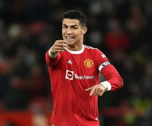 Ronaldo bị chê không xứng đáng làm đội trưởng MU