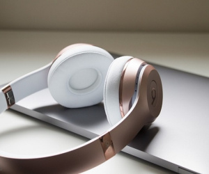 Mảng thiết bị đeo của Apple hứa hẹn bùng nổ trong năm 2022