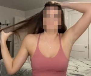 Nữ hot TikToker lần đầu đến nhà người yêu ngủ, khi tỉnh dậy thì phát hiện bạn trai 'mất tích' vì phải đưa vợ đi đẻ