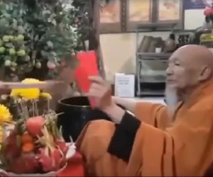Clip mừng thọ của ông Lê Tùng Vân: Không nhận hoa quả, chỉ nhận...tiền