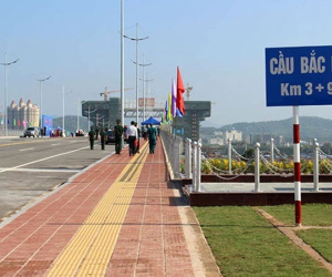 Trung Quốc mở dần cửa khẩu, sớm thoát ùn tắc để về ăn Tết