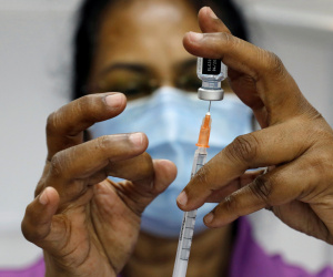 Singapore công bố tỷ lệ bệnh nhân tử vong vì Covid-19 dù đã tiêm vaccine: Vaccine nào ngăn ngừa tử vong hiệu quả nhất?