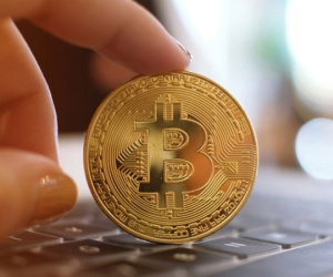 Xuyên thủng đáy, Bitcoin xuống thấp nhất 4 tháng qua