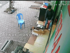 Phê thuốc lào, người đàn ông ngã lăn ra đất co giật đùng đùng, diễn biến sau đó khiến ai cũng thất kinh