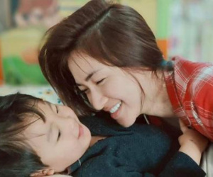 Khoe góc nghiêng thần thánh cực xịn xò nhưng bị nói sửa mũi, Hòa Minzy phản ứng thế nào?