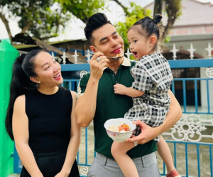 Lê Dương Bảo Lâm liên tục gọi 'con trai, con trai...' khi vợ đi khám thai