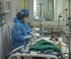 Hà Nội: Số ca F0 nặng, nguy kịch tăng