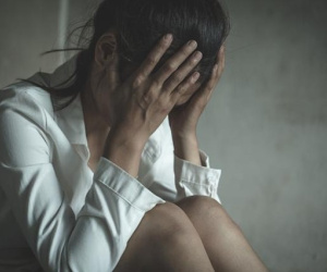 Nữ giúp việc 17 tuổi dùng dao đâm chết mẹ vợ chủ nhà, nguyên nhân gây án được công bố khiến tất cả bàng hoàng