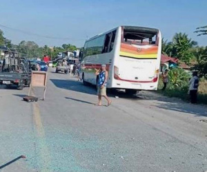 Một người chết, sáu người bị thương trong vụ đánh bom xe buýt ở Philippines