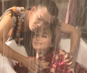 Diễn viên Hoàng Yến 'Về nhà đi con' diễn cảnh nóng cùng trai trẻ trong phim mới: 'Lần đầu làm chuyện ấy'