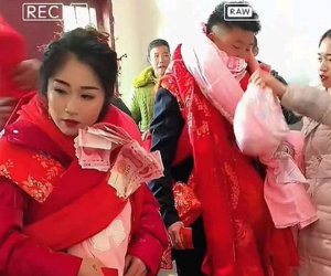 'Bạn trai tin đồn' một thời của Hoa hậu Tiểu Vy và loạt nàng Hậu Vbiz - thiếu gia Thế Anh cưới vợ vào hôm nay (12/1)