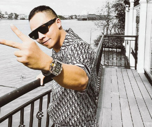 Khoe diện cả 'cây' đồ hiệu sang chảnh, Vũ Khắc Tiệp bất ngờ bị một trang Instagram chuyên về đồng hồ hiệu 'bóc phốt' dùng hàng 'fake'