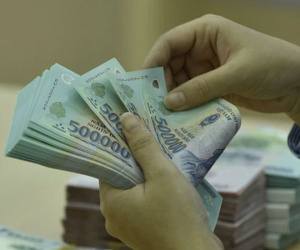 Tiền thưởng Tết 2022 phải đóng những khoản thuế, phí gì?