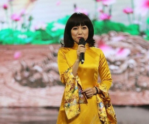 MC Thảo Vân bật khóc khi nghe tin dừng dẫn Táo Quân 2022