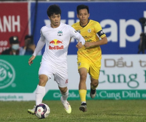 Chuyên gia châu Âu bất ngờ chê V.League nghiệp dư vì chi tiết lạ đời, sự thật đằng sau ra sao?